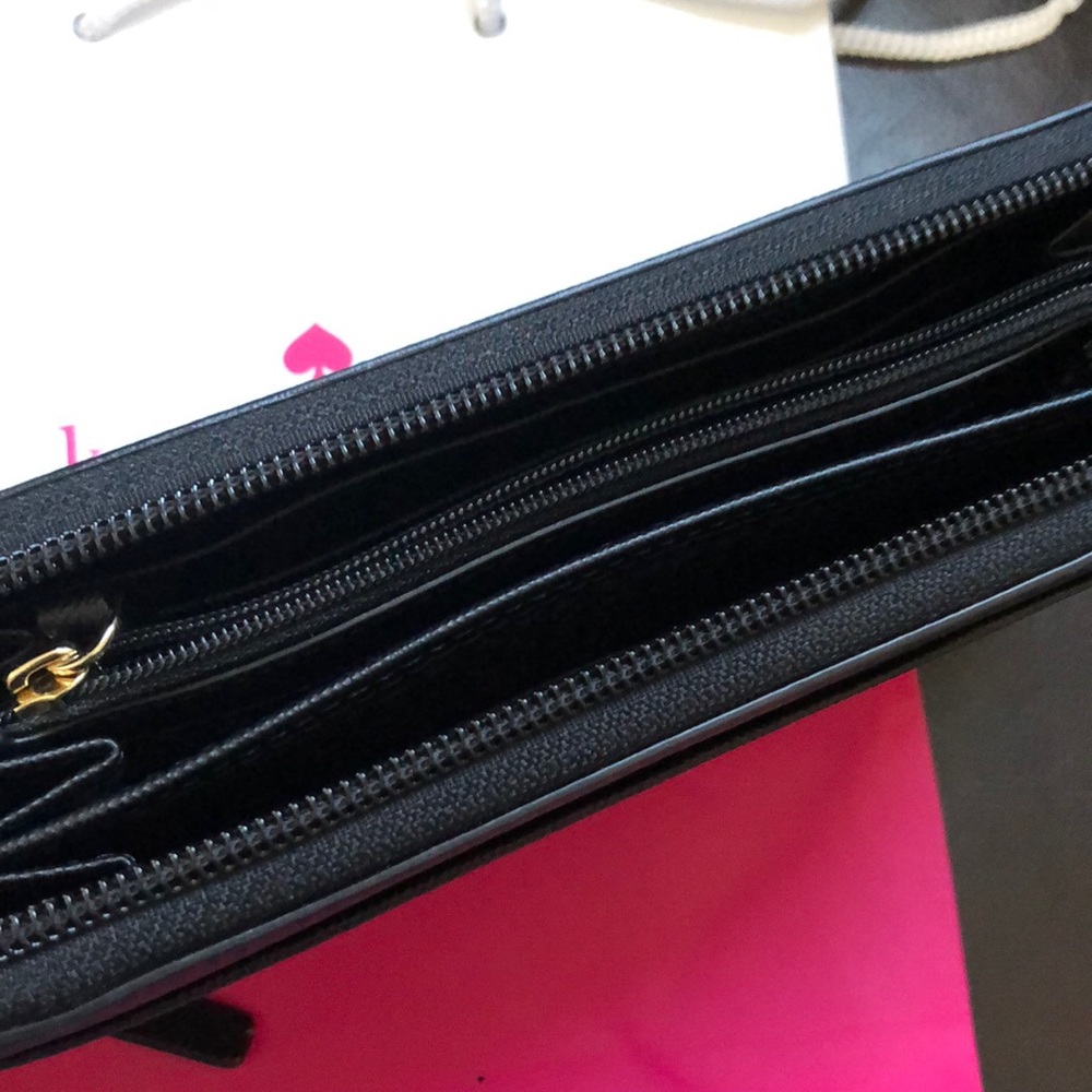 Kate Spade Wallet - Picture 6 of 8